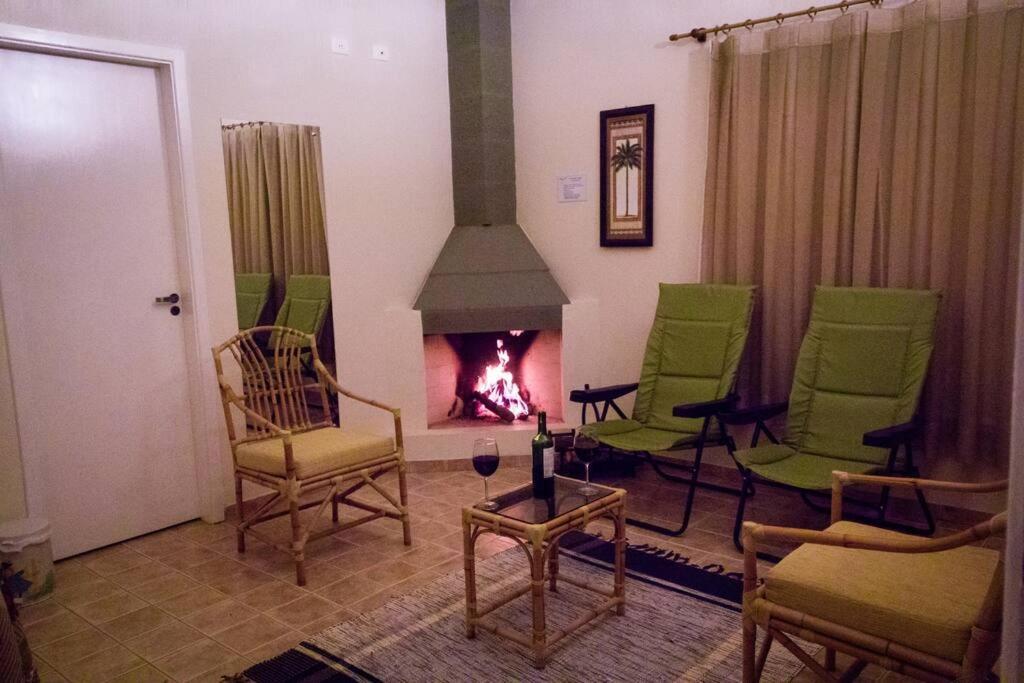 Recanto Dos Beija Flores, Chale Lantana B Monte Alegre do Sul Εξωτερικό φωτογραφία