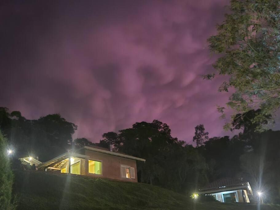 Recanto Dos Beija Flores, Chale Lantana B Monte Alegre do Sul Εξωτερικό φωτογραφία