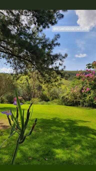 Recanto Dos Beija Flores, Chale Lantana B Monte Alegre do Sul Εξωτερικό φωτογραφία
